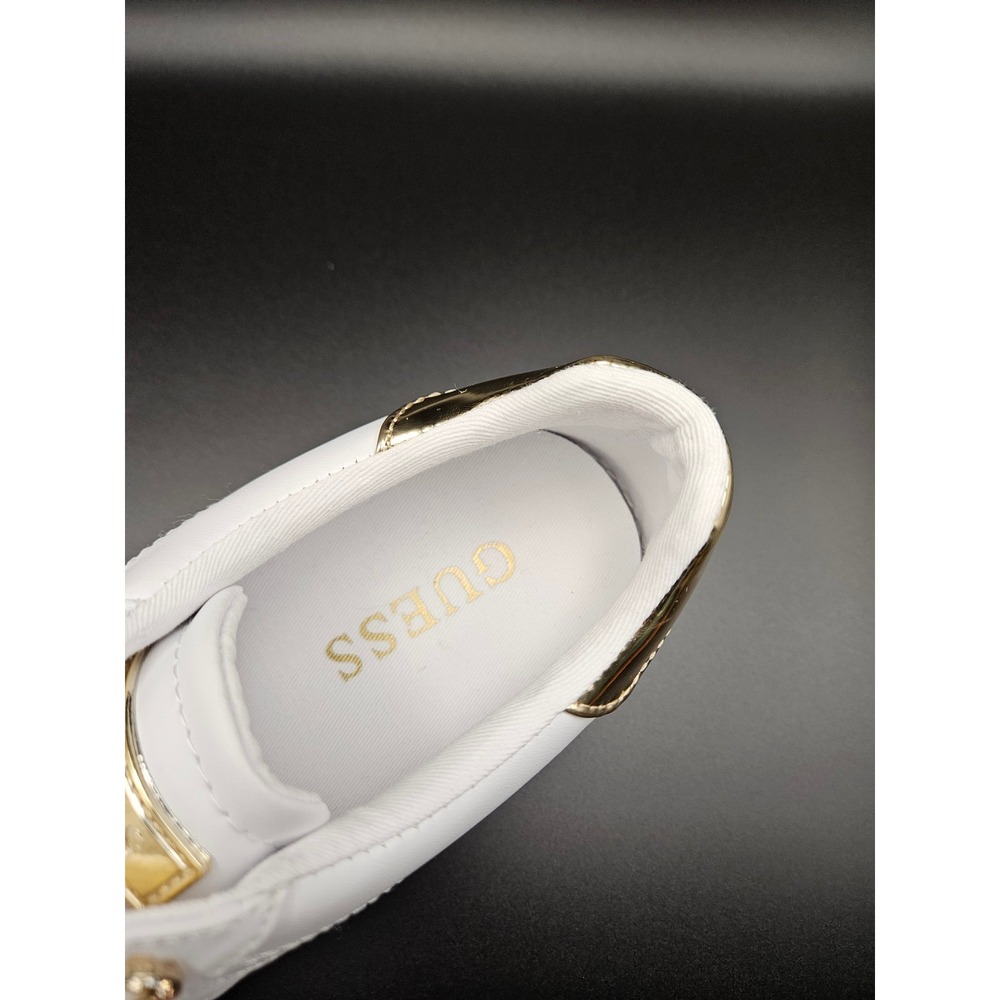 Guess Womens White Quilted Gold Accent Low Top Fashion Sneakers Size 9M - Picture 12 of 14